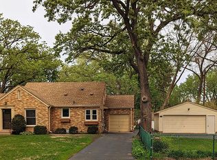 1616 70th St W, Richfield, MN 55423