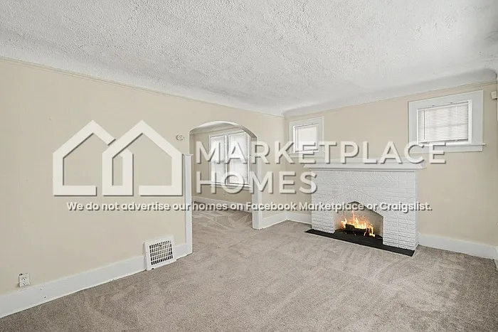 15710 Northlawn St #1 — Photo 10
