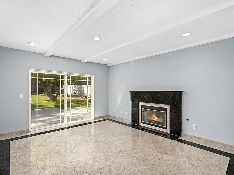 4635 Nomad Dr — Photo 5