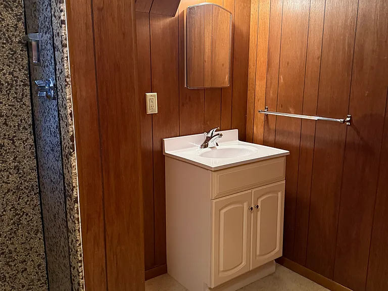 3735 Pace Blvd — Photo 20