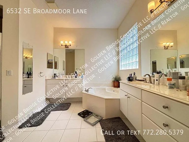 6532 SE Broadmoor Ln — Photo 4