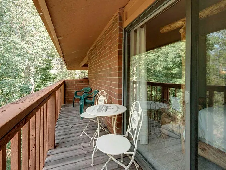 762 Lagoon Dr #B — Photo 14