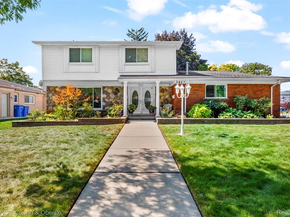 741 Berwyn St, Dearborn Heights, MI 48127