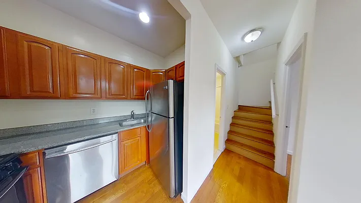 Rented by SAFEGUARD REALTY PARTNERS LLC | media 21