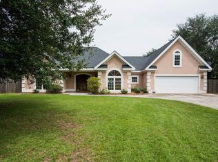 8 Maypop Ct, Bluffton, SC 29910