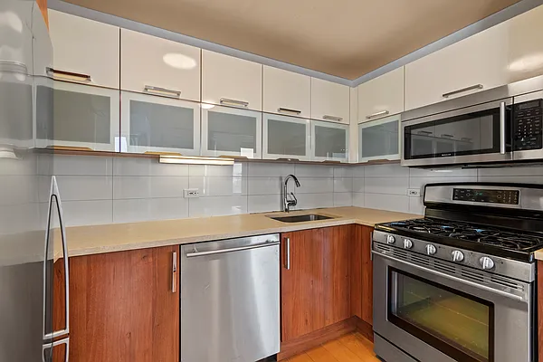 Sold by Home Ambassadors | media 6
