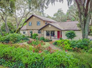 14813 Lake Magdalene Cir, Tampa, FL 33613