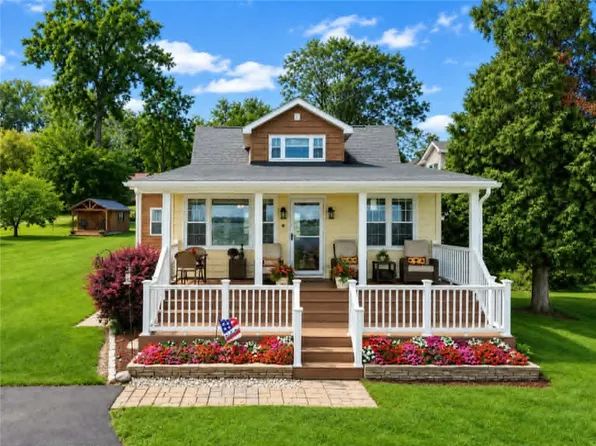 2896 Lower Lake Rd, Seneca Falls, NY 13148