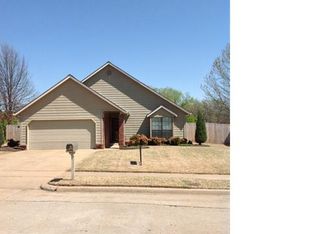 4525 S Ironwood Ave W, Broken Arrow, OK 74011