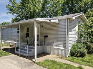 122 Pompano Ln SE, New Philadelphia, OH 44663