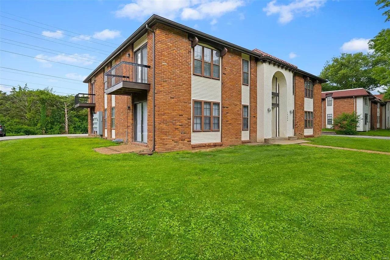 1 bed, 700 sqft, $925 — Photo 2