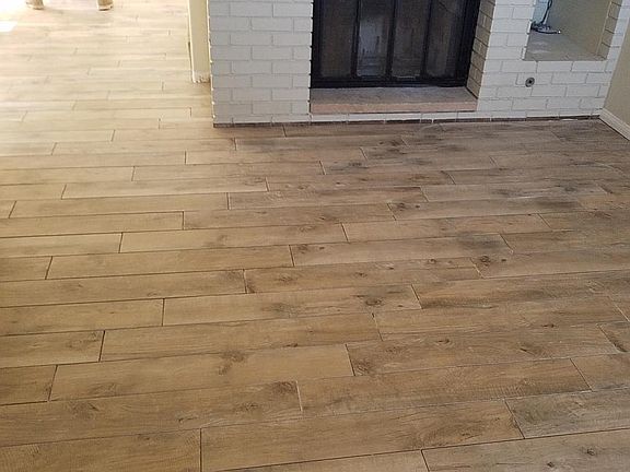 Living Room from slider to back yard