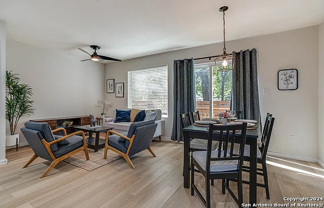 3 bed, 2.5 bath, 1206 sqft, $1,650 — Photo 2