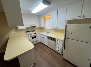 Allston - 835 West Home Avenue - C, Hartsville, SC 29550