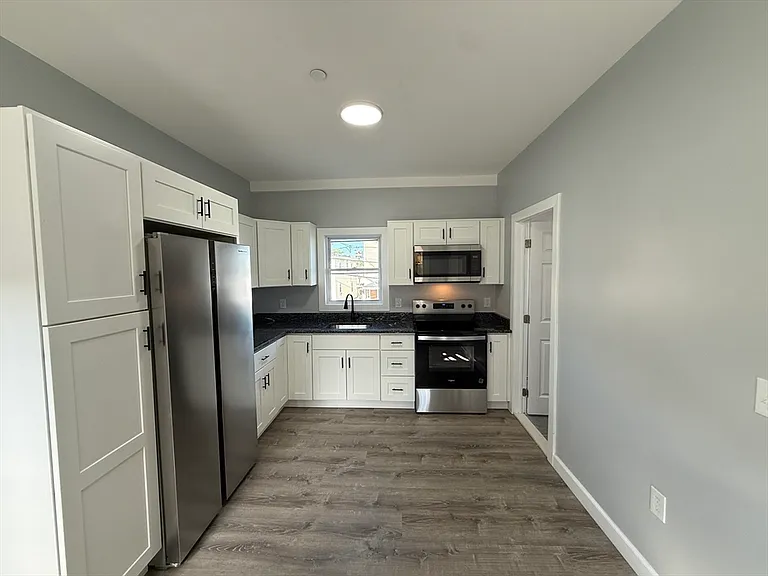 126 Cross St #2 — Photo 6