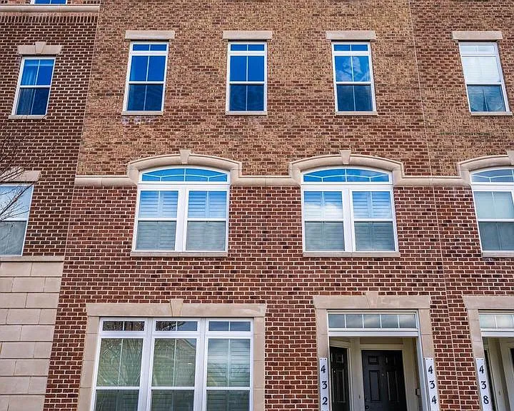 434 Parkview Ave #434 — Photo 1