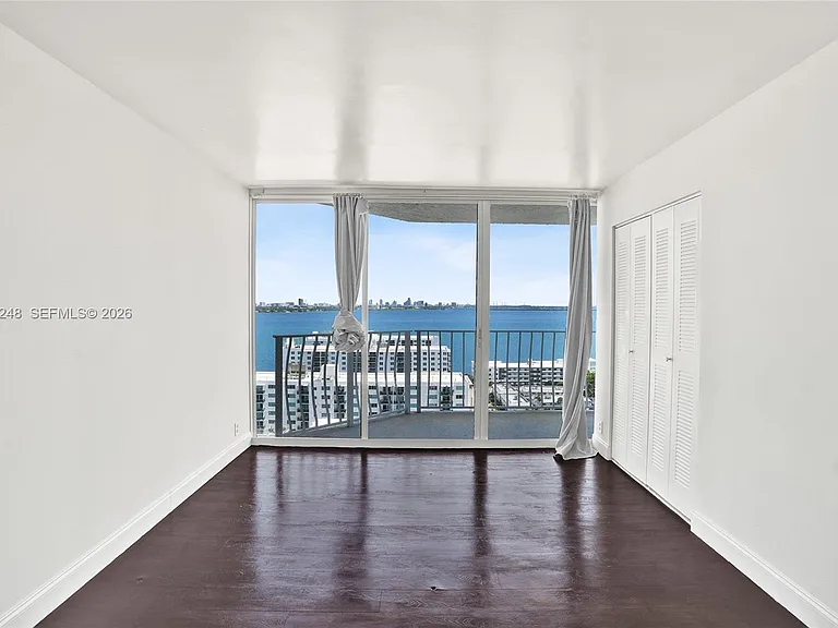 7601 E Treasure Dr #2205 — Photo 25