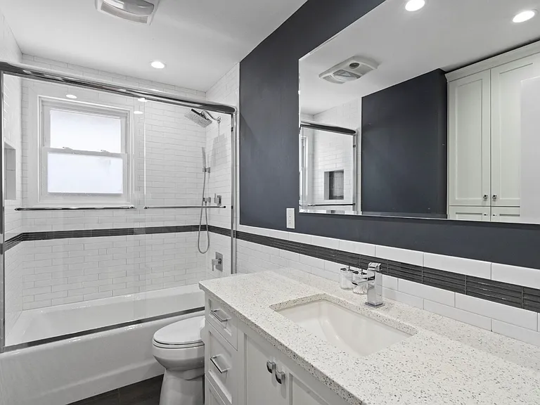 30 Deborah Rd — Photo 7