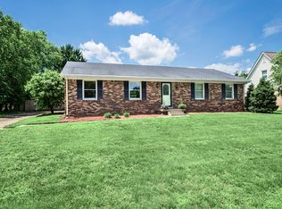 206 Dove Park, Versailles, KY 40383