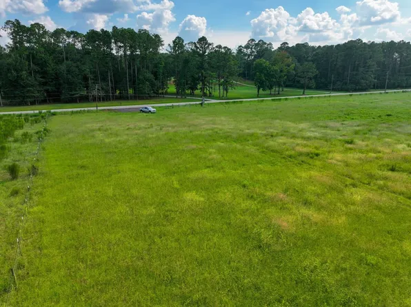 5 Honoraville Rd, Greenville, AL 36037