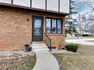 3013 Lisa Dr APT 1, Bloomington, IL