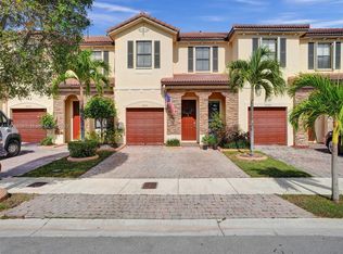16313 SW 71st Ter, Miami, FL 33193