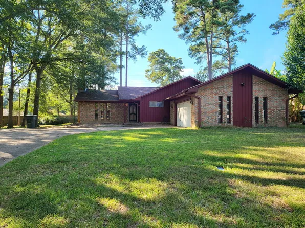 114 Robinhood Dr, Nacogdoches, TX 75961