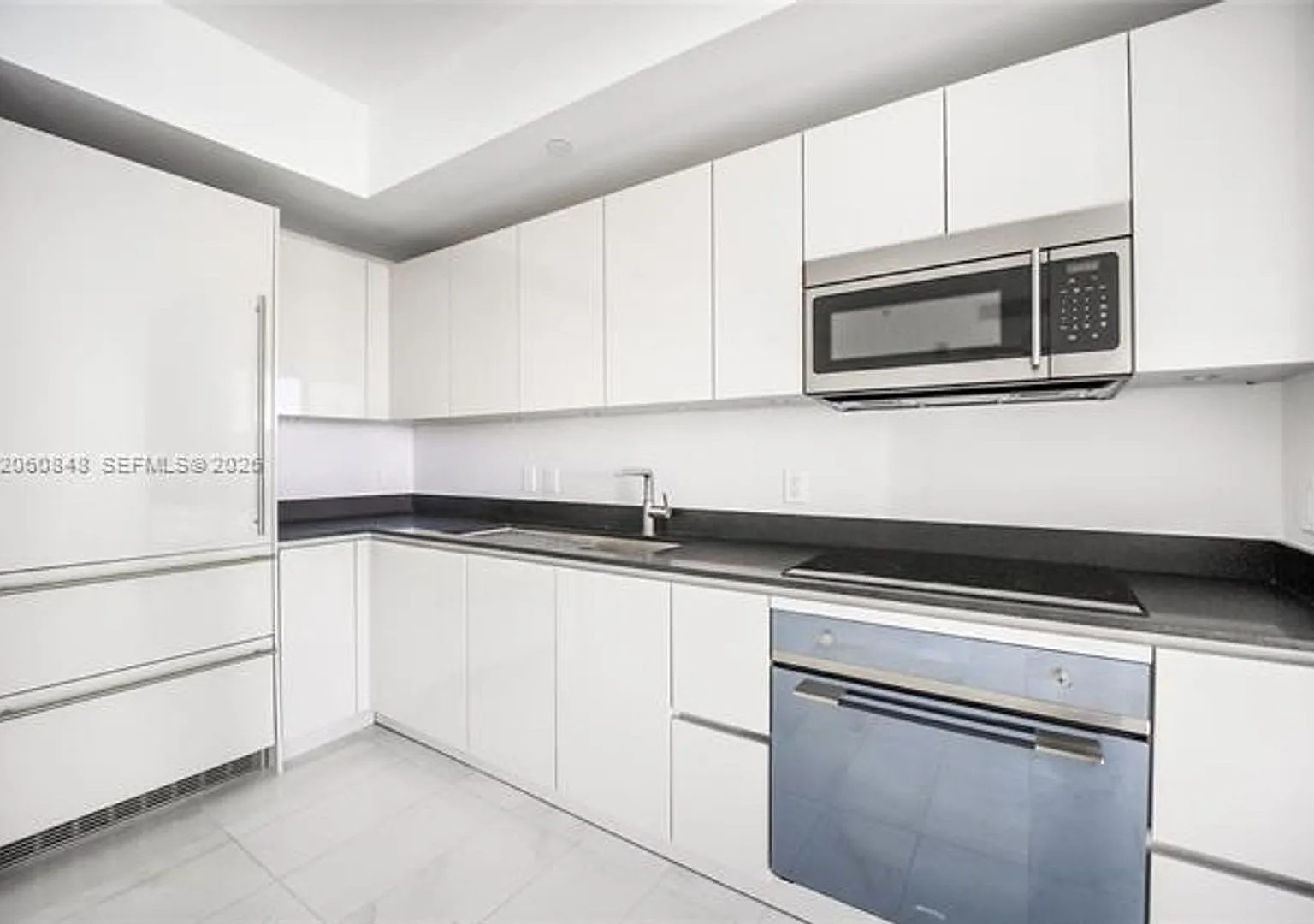 1010 Brickell Ave cu-2708, Miami, FL 33131 — Photo 1
