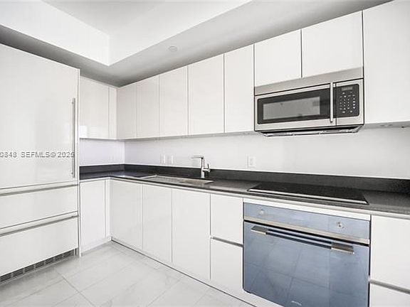 2nd image of 1010 Brickell Ave #Cu-2708