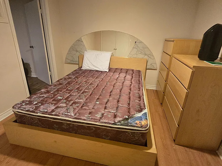 285 Fiona Ter #BASEMENT — Photo 11