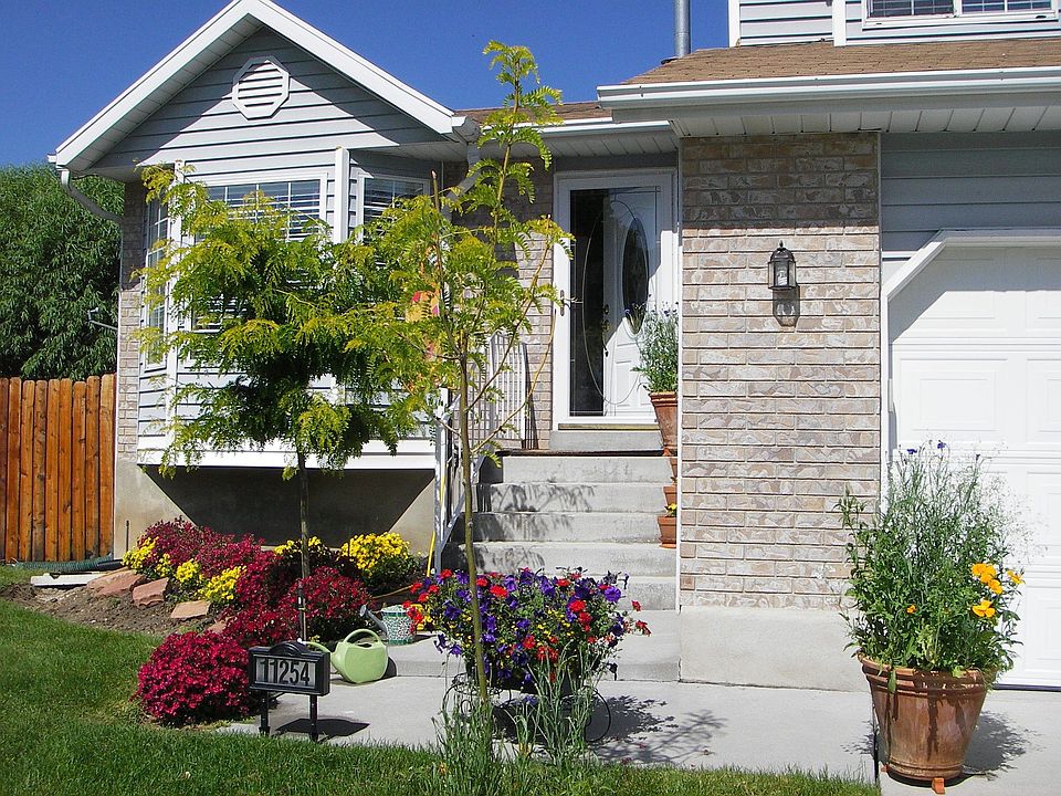 Front Door Entry