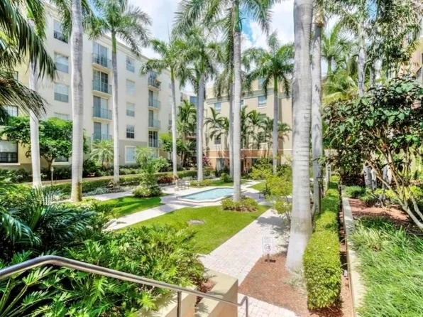 630 Sapodilla Ave APT 213, West Palm Beach, FL 33401