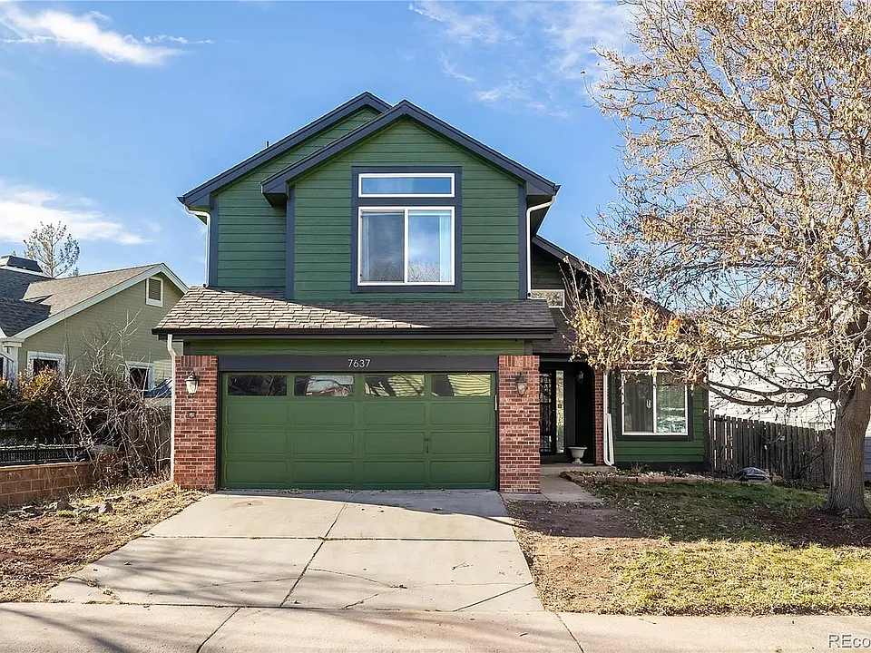 7637 Dawn Dr
