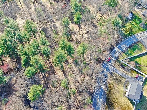 3rd image of 0 Hampshire Rd