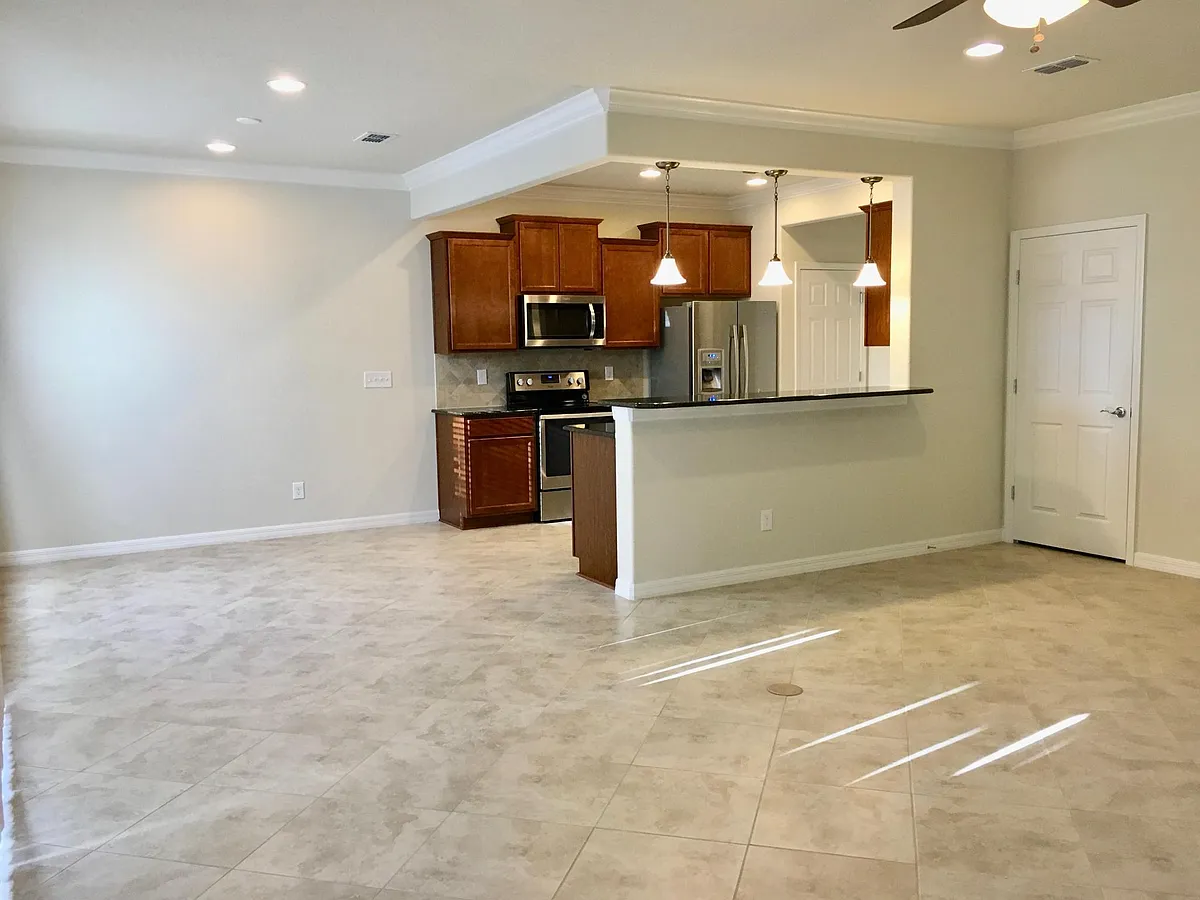 Building Photo - 7028 Peppercorn Ct