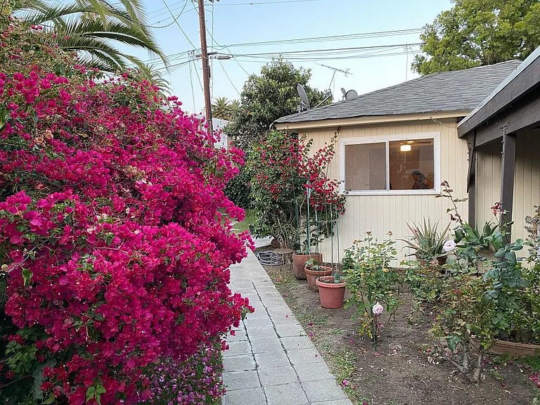 1348 N Spaulding Ave #GUEST HOUSE — Photo 10