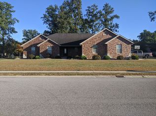 9679 Fieldcrest Pl, Breese, IL 62230