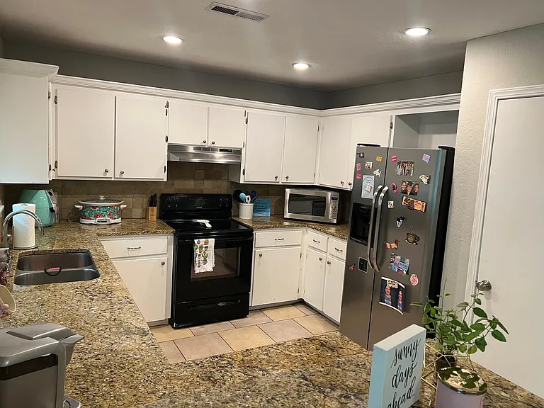 4304 S Ash Pl — Photo 6