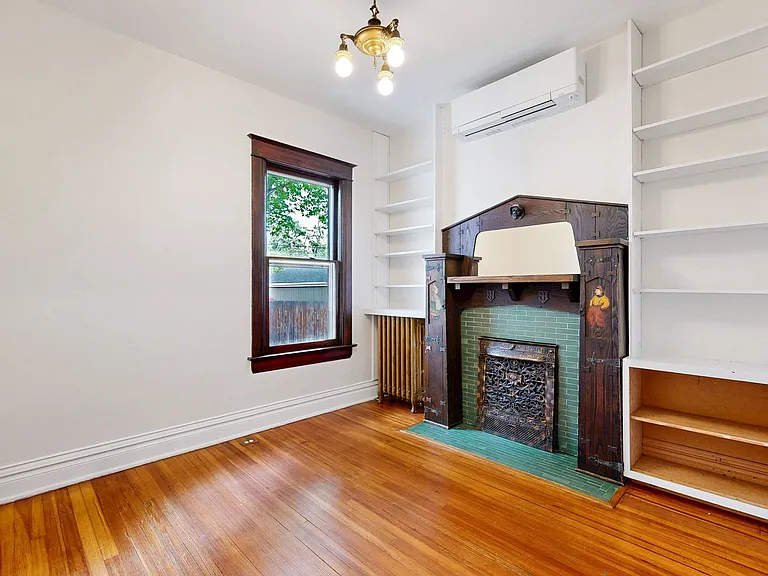 685 S Grant St — Photo 13