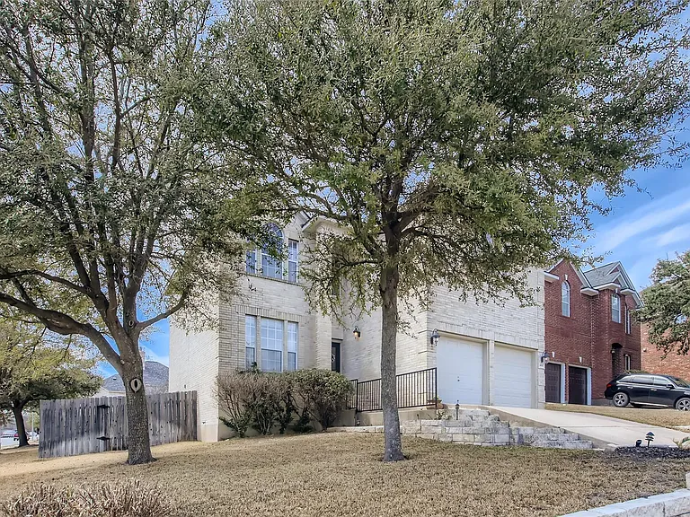 1001 Shadow Valley Cv — Photo 27