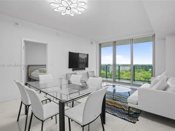 16385 NE Biscayne Blvd #1402, North Miami Beach, FL 33160