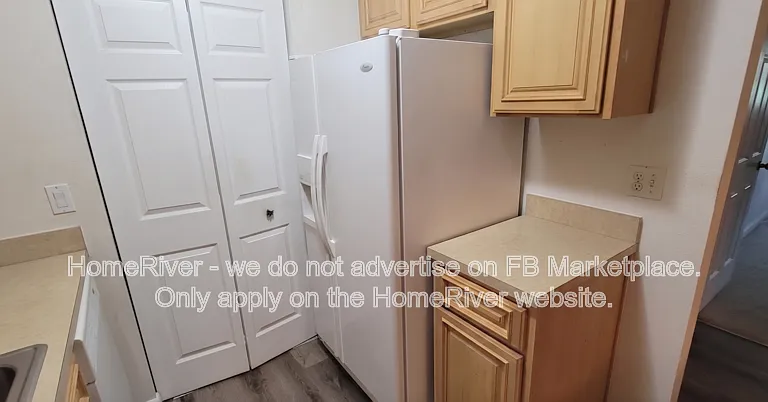 6010 Laketree Ln #H — Photo 8