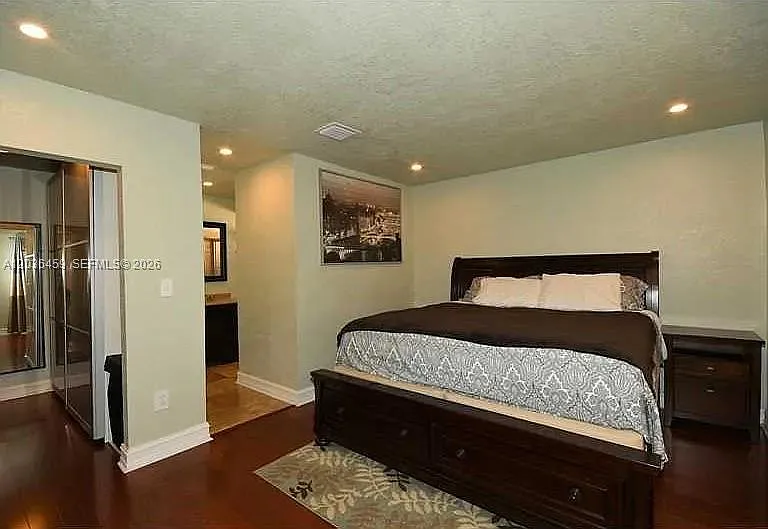 11838 NW 13th St — Photo 10