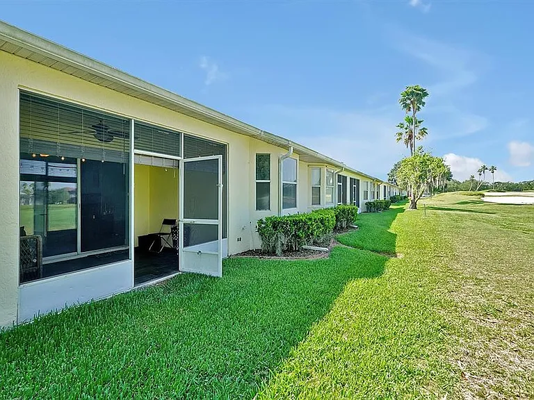 168 Club Villas Ln — Photo 32