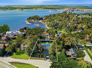 571 Noyack Rd, Southampton, NY 11968