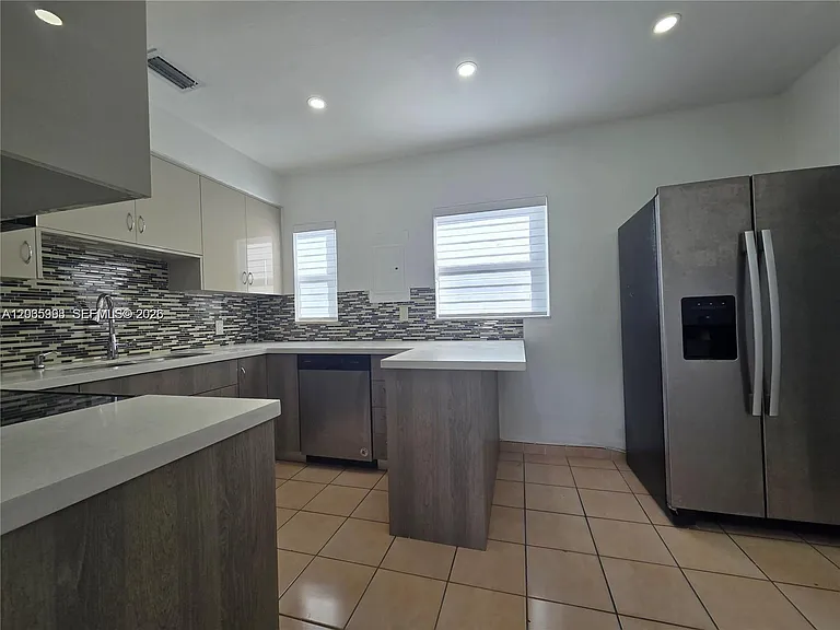 6240 SW 21st St #6242 — Photo 3