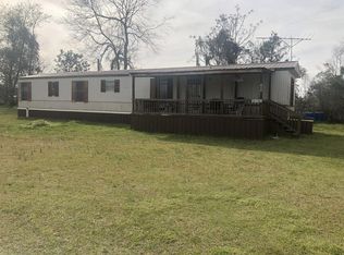 103 Preacher Ln, Pineville, SC 29468