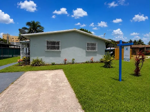 11016 SW 7th St, Sweetwater, FL 33174