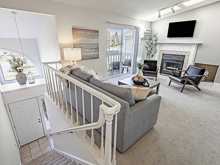 Foxcroft Apartments Living Room