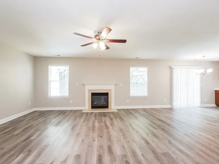 11109 Nolet Ct — Photo 4